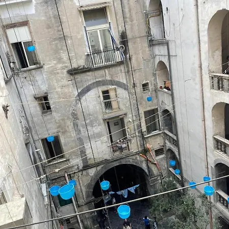 Apartment Alex Mary Neapel